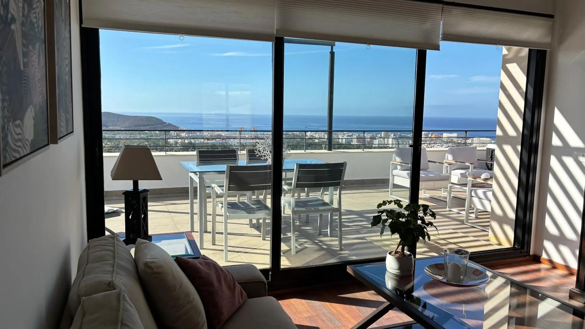 Vivienda Vacacional Sol&Horizonte 아데제 0*,  스페인