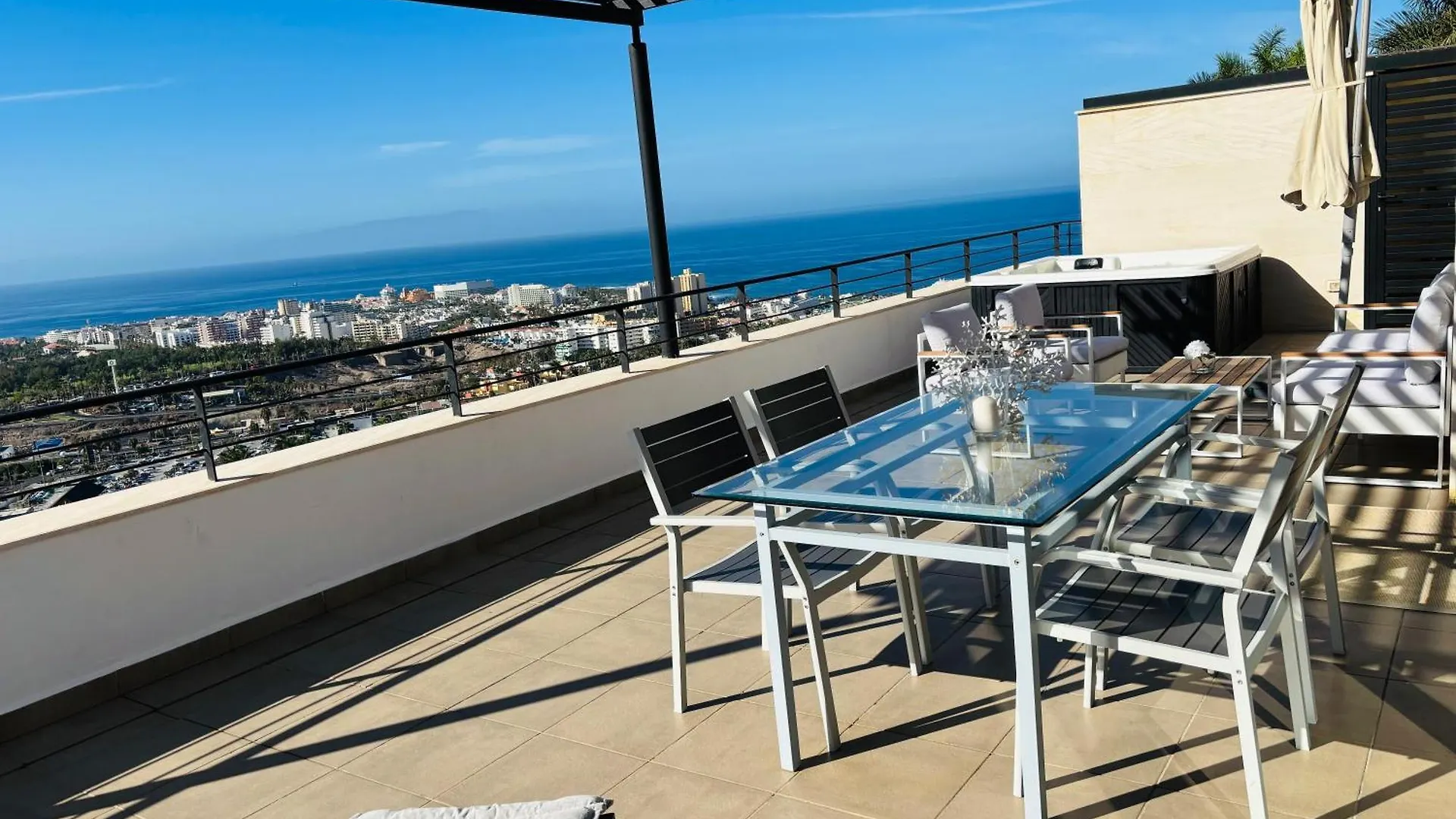 Vivienda Vacacional Sol&Horizonte 아데제 아파트
